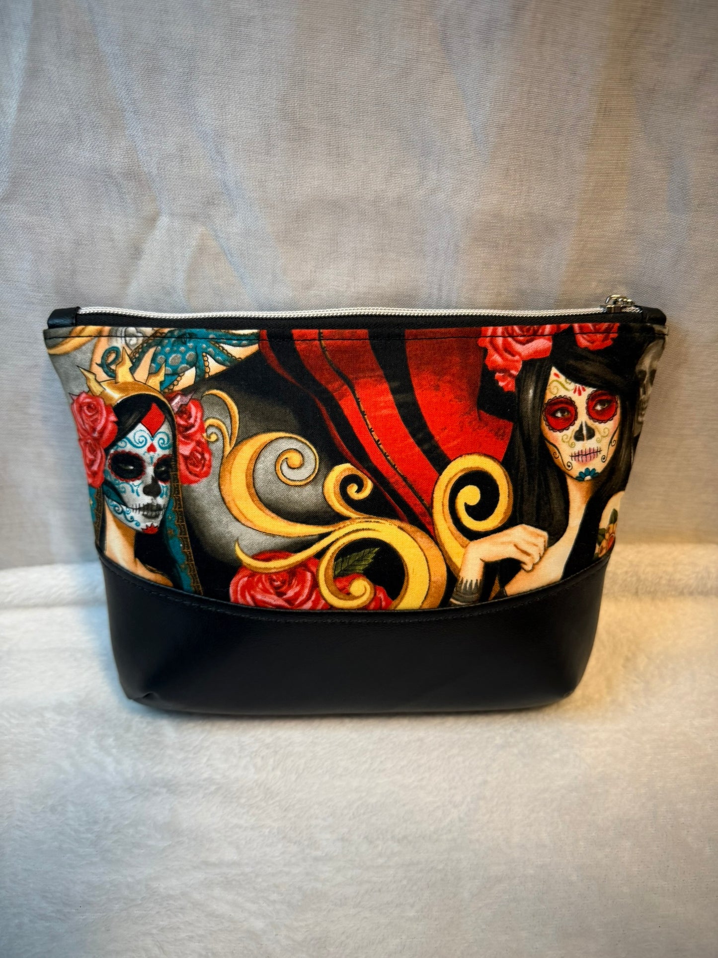 La Dama Noir Makeup & Cosmetic Bag