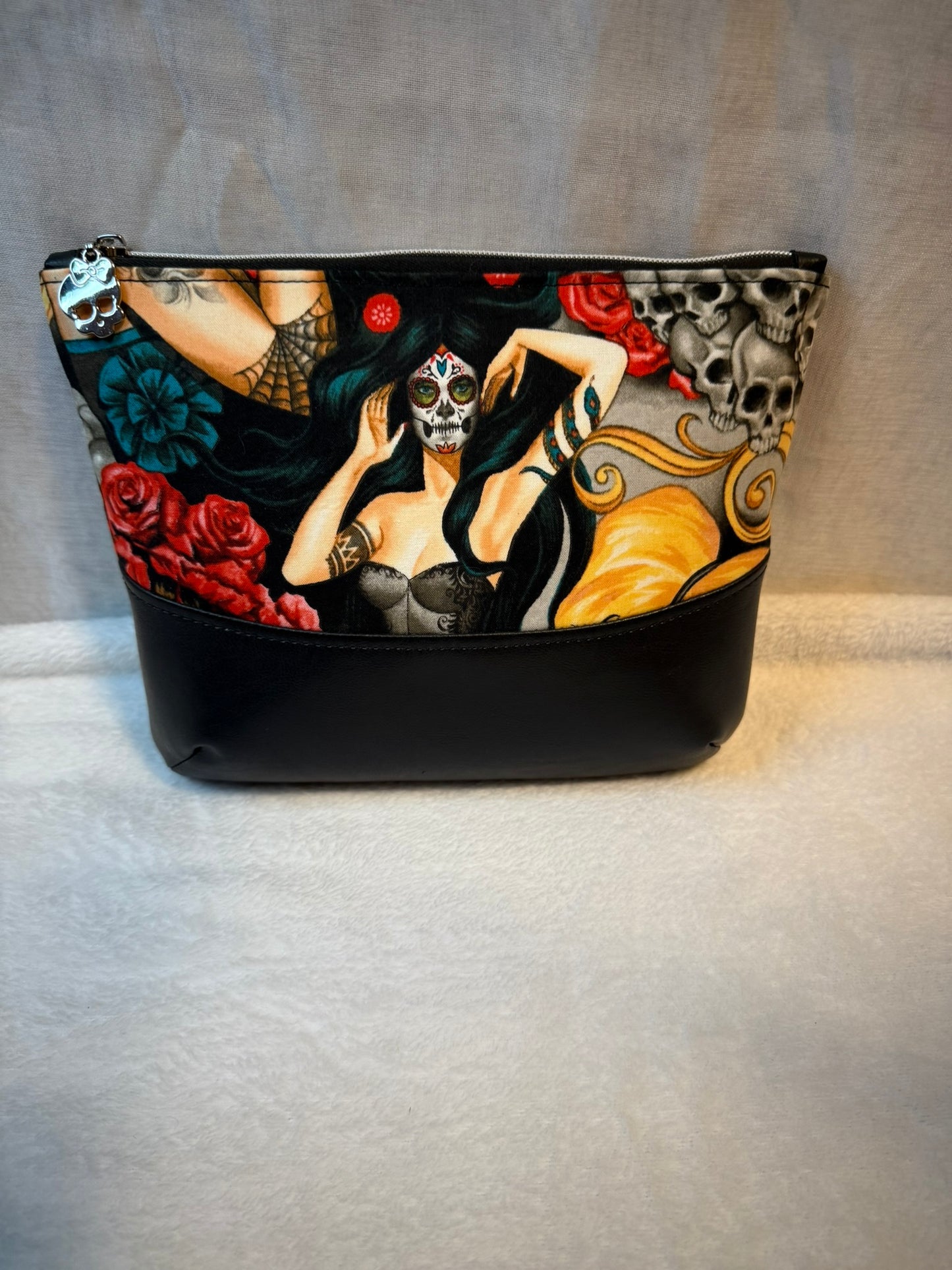 La Dama Noir Makeup & Cosmetic Bag