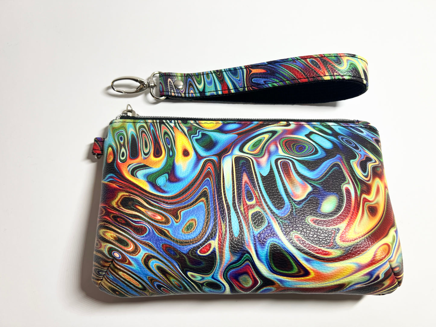 Jelly Fabric Retro Swirl Makeup Bag! 8.”W x 5.”H