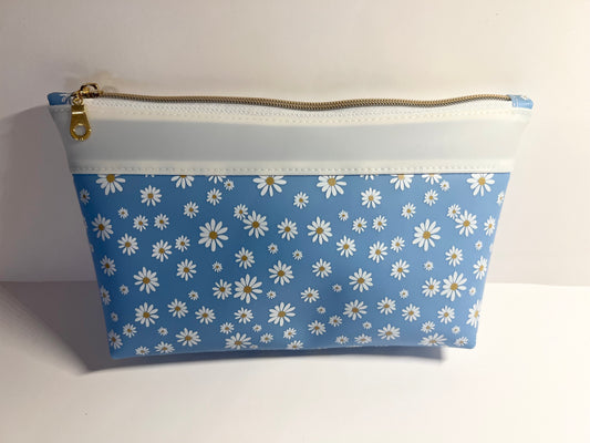 Daisy Print Jelly Makeup Bag – 10” x 6” Cosmetic Pouch